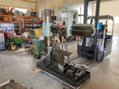 Bild 3:Auslegersäulenbohrmaschine Bohrwerk