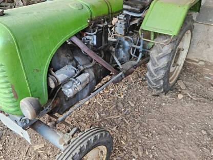 Bild 2:Steyr mit Papieren