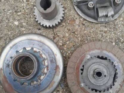 Bild 6:2 x Hondagetriebe - Fliehkraftkupplung