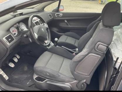Bild 3:Peugeot 307 Cabrio 140 PS Benzin 123.000 km 03/2005