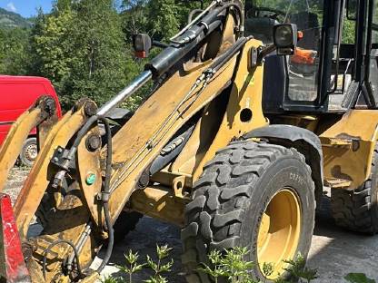 Caterpillar 908