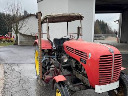 Bild 2:Steyr 28er mit Fritzmairdach