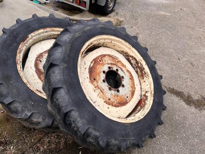 Bild 8:Felgen für Steyr Pflegebereifung