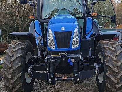 New Holland T 5040