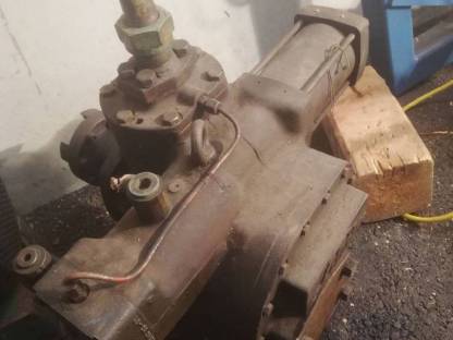 Bild 4:Hydraulikpumpe Linde Holzspalter