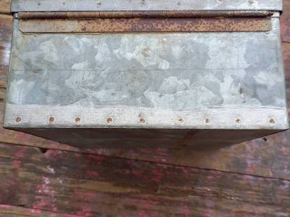 Bild 5:Blech Werkzeugkasten