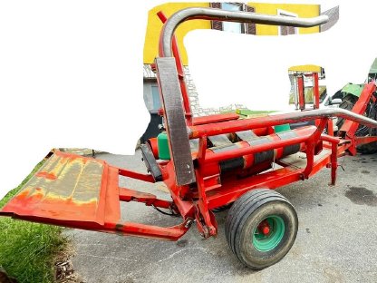 Bild 3:Kverneland Rundballenwickler