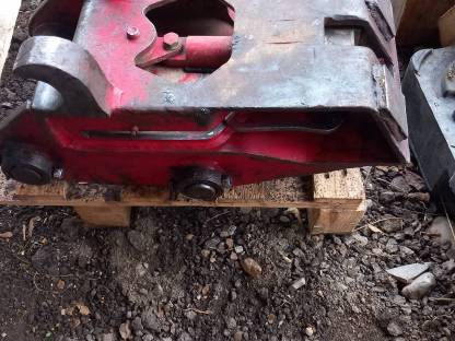 Bild 3:Bagger Schnellwechsler mechanisch