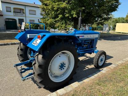 Bild 5:Ford 3000-8 Super Dexta