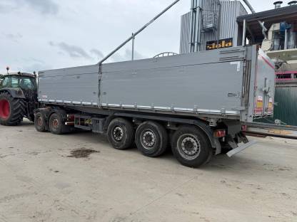 Bild 3:Kempf SKM 35 Zweiseitenkipper