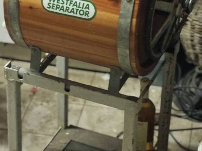 Bild 3:El. Buttermaschine Westfalia Separator