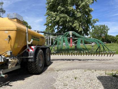 Bild 2:Zunhammer 14 m³ Schleuderfass