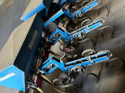 Bild 4:Hackgerät Hazenbichler 4 reihig