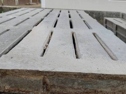 Bild 3:Mastschweinespalten