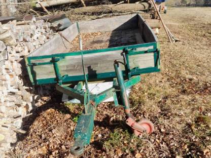 Bild 2:Traktor Anhänger