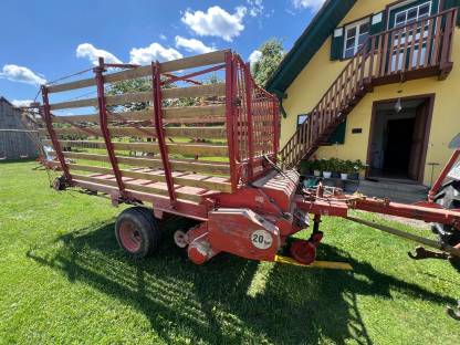 Bild 4:Strautmann Ladewagen