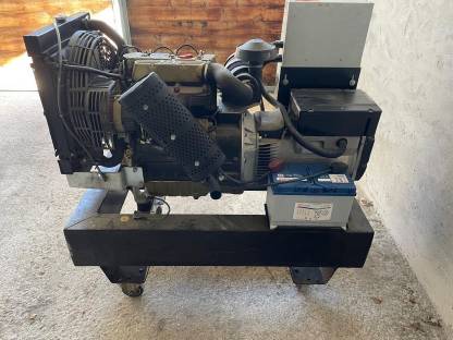 Bild 4:Stromaggregat 15 KVA