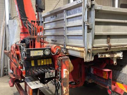 Bild 5:Lkw mit Kran Renault