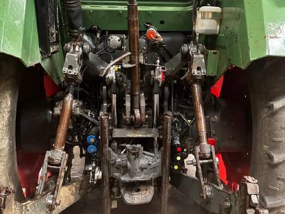 Bild 4:Fendt Geräteträger 395