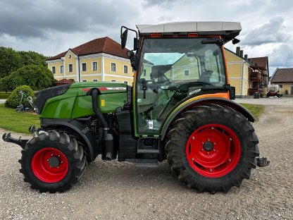 Bild 2:Fendt 207 F - Power Setting 2 - Schmalspurtraktor