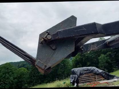 Bild 4:Mamut Frontlader für 8080 SK2