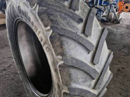 Bild 4:Traktorreifen