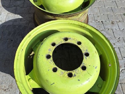 Bild 2:Lemmerz Felgen Verstellfelgen 15 x 28 Zoll MB trac, Fendt