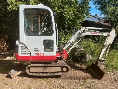 Takeuchi Tb016