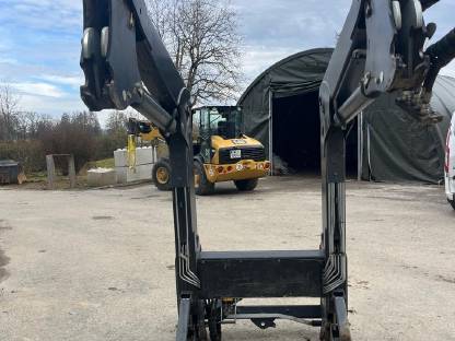 Bild 5:Frontlader Hauer XB Bionic 130