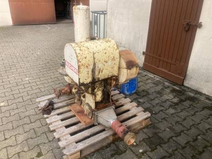 Bild 2:Bucher Kolbenpumpe