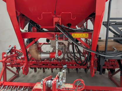 Bild 2:Säkombination 3 m Kuhn Venta