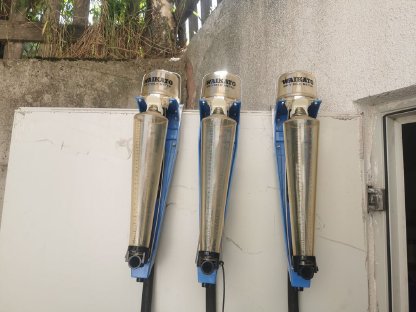 Bild 3:Rohrmelkanlage DeLaval mit Kühlaggregat und 300 l Milchtank