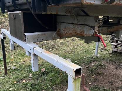 Bild 4:Kipperplateau für Krananhänger