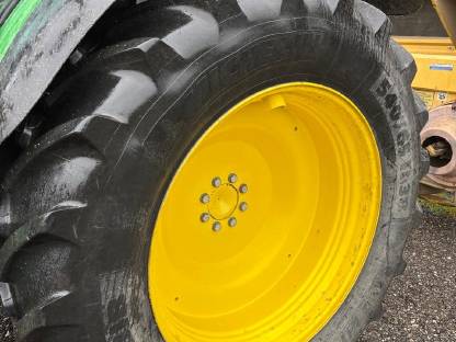 Suche 600/65/34 Reifen mit Felge