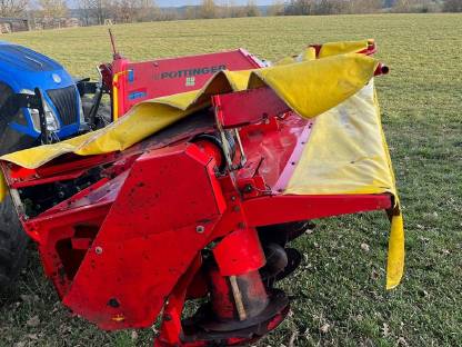 Bild 5:Pöttinger Novacat 306F Scheibenmähwerk Frontmähwerk