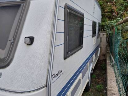 Bild 2:Wohnwagen Prestige 495