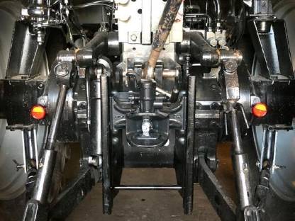 Bild 6:Case 1255 - guter gepflegter Traktor