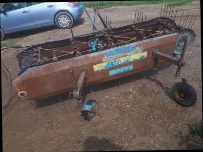 Bild 3:Heu Blitz Vogel und Noot