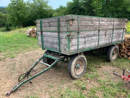 Holzanhänger, Gummiwagen