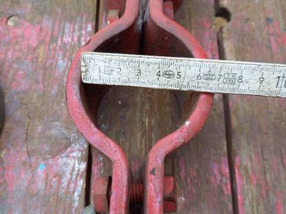 Bild 4:Verschiedene Rohr Schellen