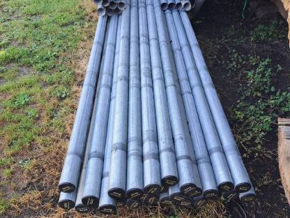 Bild 2:Feuerverzinkte Rohre