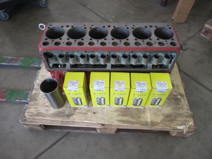 Motorblock Steyr 1090 1100 1108 WD610 Laufbuchsen neu