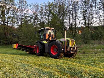 Bild 3:Claas Xerion 3300 TRAC VC