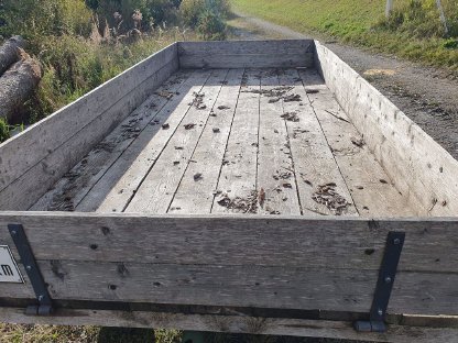 Bild 3:Traktoranhänger