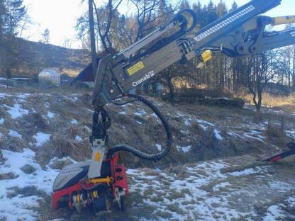 Bild 3:Valtra Traktor Harvester T 173