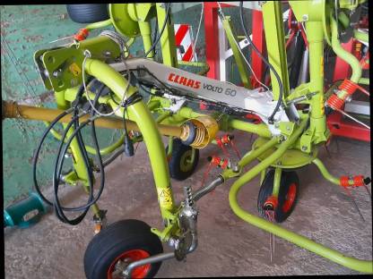 Bild 2:Kreiselheuer Claas Volto 60