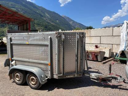 Bild 4:Pongratz Viehanhänger VA 281 T