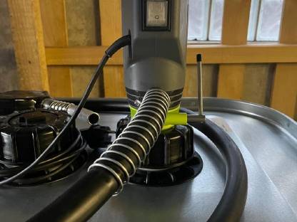 Bild 2:Dieseltank Schütz 1.000 l Hoftank VET 1000