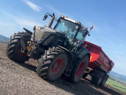 Traktorfahrer (m/w/d) gesucht