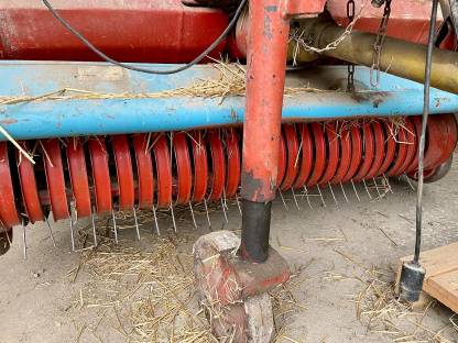 Bild 2:Mengele LW 330 Super, Ladewagen